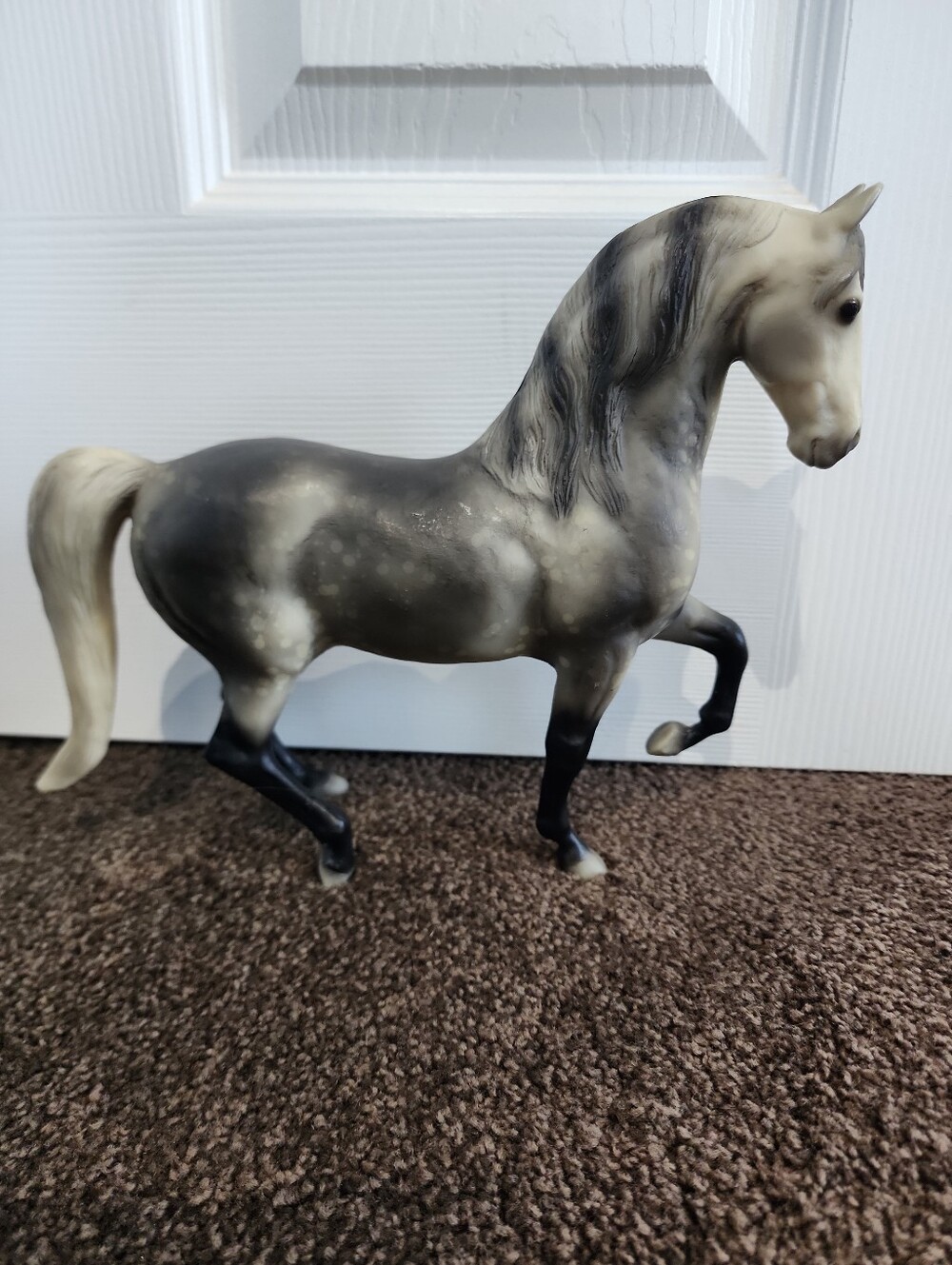 Breyer Horse Embajador XI Gray